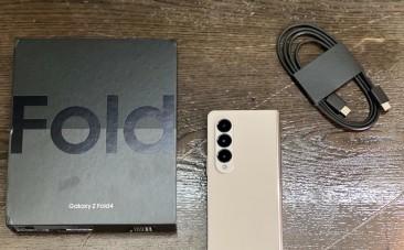 Samsung Galaxy Z Fold4