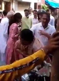 MNS says 'sorry'; suspends party activist for assaulting woman shopkeeper (Ld) The Maharashtra Navnirman Sena (MNS) on Friday suspended its south Mumbai Up-Vibhag chief Vinod Argyle after a video showing him abusing, pushing and assaulting a woman shopkeeper sparked an uproar.