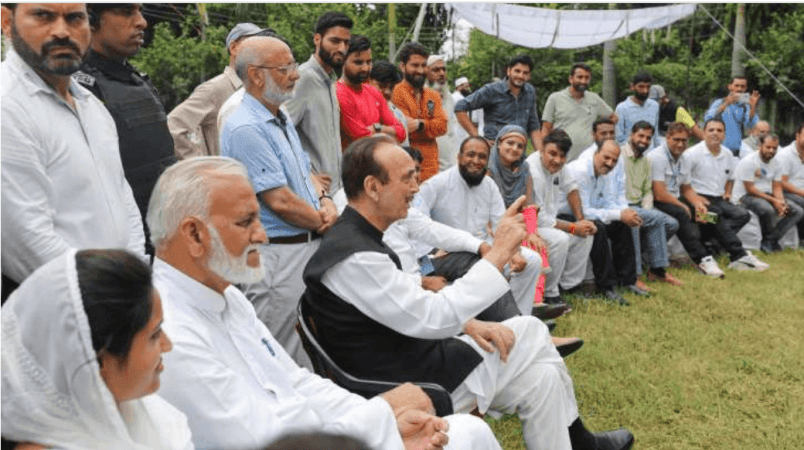 Delegations meeting Azad at Jammu on Monday Azad