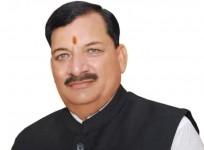 BJP MLA Arvind Giri dies of heart attack in car.