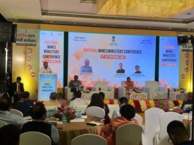 Karnataka seeks Centre's cooperation for mineral deposits exploration Karnataka seeks Centre's cooperation for mineral deposits exploration