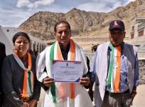 Winning Cong candidate