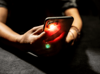 smartphone's camera and flash could help people measure blood oxygen levels at home