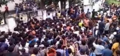 Several injured, unconscious as thousands rush for India-Aus match tickets in Hyderabad Several injured, unconscious as thousands rush for India-Aus match tickets in Hyderabad