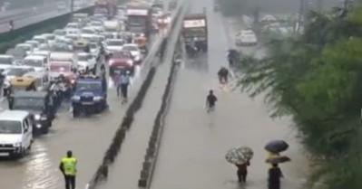 Heavy rains in Gurugram Heavy rains in Gurugram