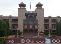 Lawyer commits suicide in Jabalpur