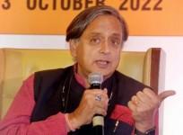 Tharoor wins hearts, but Kharge to take the votes as he becomes 'official'