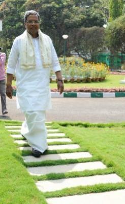 Siddaramaiah slams Centre for permitting areca nut import from Bhutan Siddaramaiah slams Centre for permitting areca nut import from Bhutan