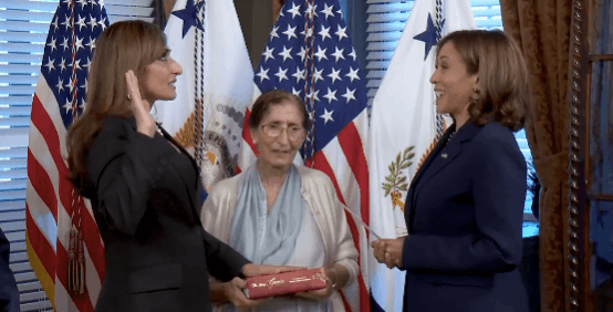 Shefali Razdan Duggal sworn in as US envoy to Netherlands; took oath on Bhagavad Gita Shefali Razdan Duggal sworn in as US envoy to Netherlands; took oath on Bhagavad Gita