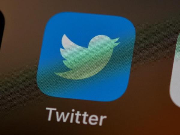 Twitter. Twitter.