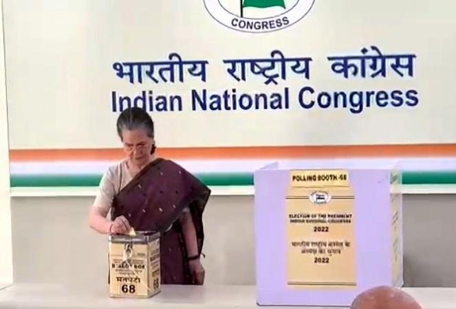 I was waiting for long time: Sonia on Congress President's poll. I was waiting for long time: Sonia on Cong prez poll.