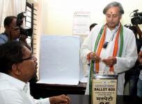 Shashi Tharoor