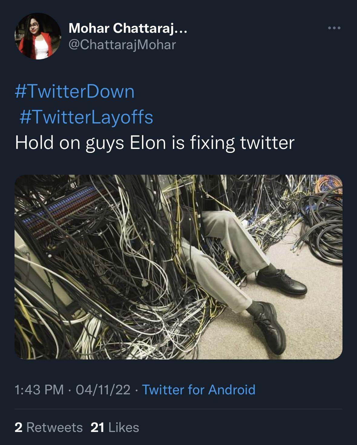 #TwitterDown memes