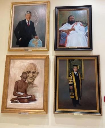 Sri Sri Ravi Shankar's portrait at Martin Luther King Jr. Chapel's Hall of Fame Sri Sri Ravi Shankar receives Gandhi Peace Pilgrim award; portrait at Martin Luther King Jr. Chapel's Hall of Fame