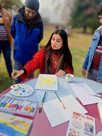 Kashmir like you've never seen before; artist Deepa Soni puts J&K into beautiful perspective Kashmir like you've never seen before; artist Deepa Soni puts J&K into beautiful perspective