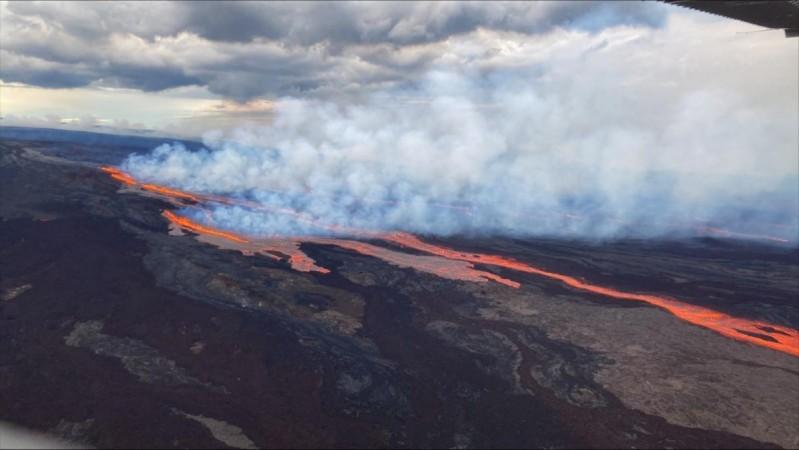 World's largest volcano in Hawaii erupts after nearly 4 decades World's largest volcano in Hawaii erupts after nearly 4 decades