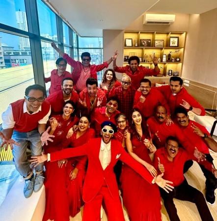 the complete cast of cirkus