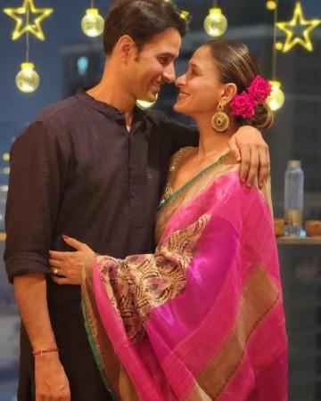 Shilpa Saklani and Apurva