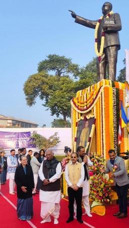 New Delhi : Congress MPs, including UPA chairperson Sonia Gandhi and party chief Mallikarjun Kharge and Cong Party Leader Adhir Chowdhury offered floral tributes to Dr BR Ambedkar at the Parliament, on his death anniversary on Tuesday, December 06, 2022. ongress MPs, including UPA chairperson Sonia Gandhi and party chief Mallikarjun Kharge and Cong Party Leader Adhir Chowdhury offered floral tributes to Dr BR Ambedkar