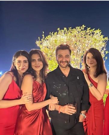 Sanjay Kapoor, Maheep Kapoor and Ananya panday
