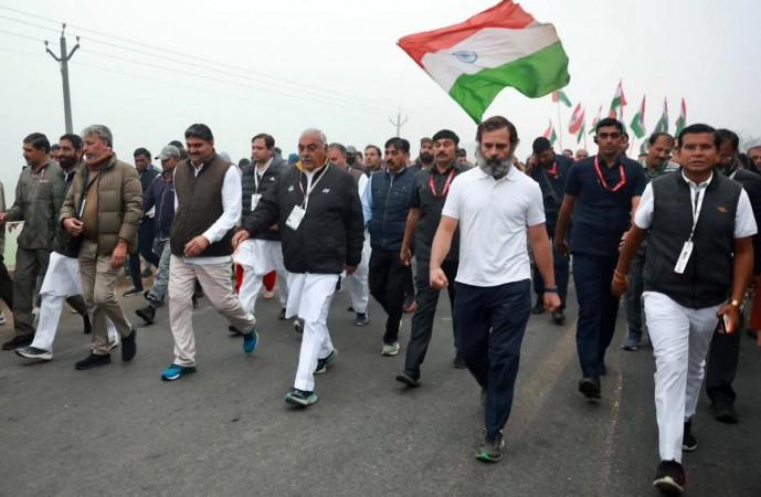 Sohna: Congress leader Rahul Gandhi along with party senior leader BS Hooda during the 'Bharat Jodo Yatra' at Kherli Lala in Sohna, Haryana on Friday, Dec. 23, 2022. Sohna: Congress leader Rahul Gandhi along with party senior leader BS Hooda during the 'Bharat Jodo Yatra' at Kherli Lala in Sohna, Haryana on Friday, Dec. 23, 2022.