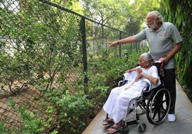 PM modi mom
