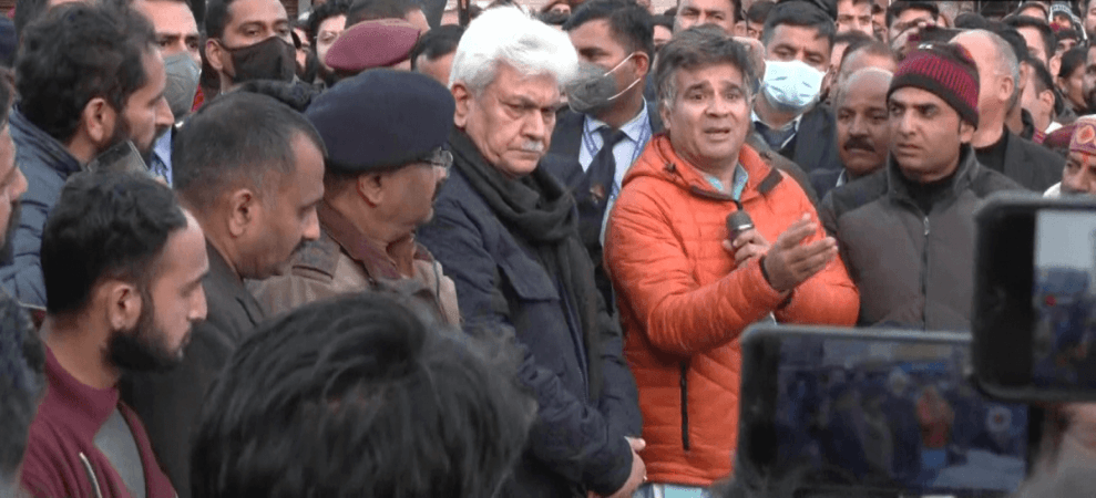 LG Manoj Sinha reaches Dangri village of Rajouri