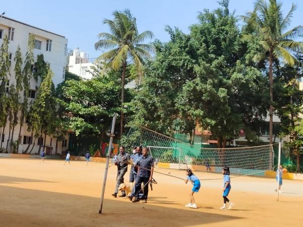 Bomb scare at NAFL school in B'luru triggers panic Bomb scare at NAFL school in B'luru triggers panic