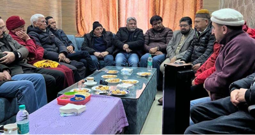 Ladakhi groups