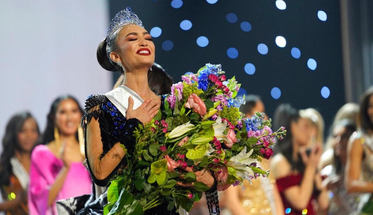 Miss Universe 2022: Miss USA R'Bonney Gabriel wins the crown for her ...
