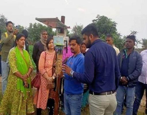 J'khand couple quit corporate jobs, turn model farmers, pioneer app-based irrigation. techie farmers