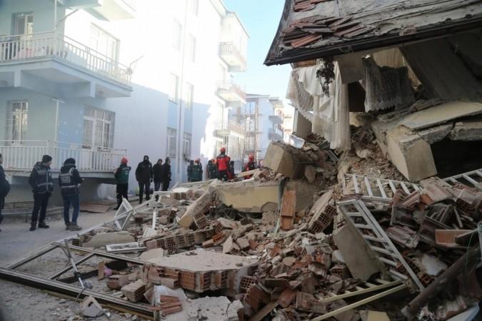 ISTANBUL, Jan. 25, 2020 (Xinhua) -- Rescuers work on the site after an earthquake in the province of Elazig, Turkey, Jan. 25, 2020.(File photo) ISTANBUL, Jan. 25, 2020 (Xinhua) -- Rescuers work on the site after an earthquake in the province of Elazig, Turkey, Jan. 25, 2020.(File photo)