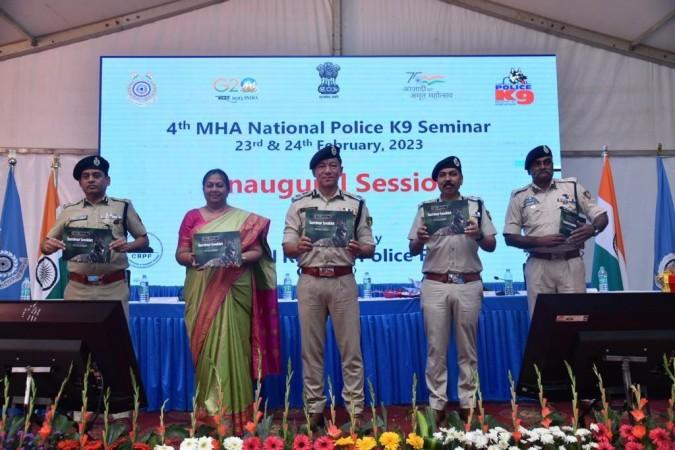 National Police K9 seminar held in B'luru; stresses importance of K9s in forces [details]