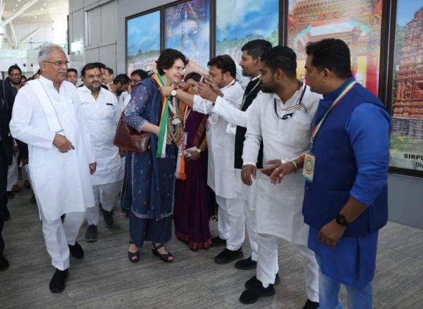 Congress General Secretary Priyanka Gandhi reached Raipur, Chhattisgarh to attend the Congress session. (photo:Twitter) Priyanka Gandhi