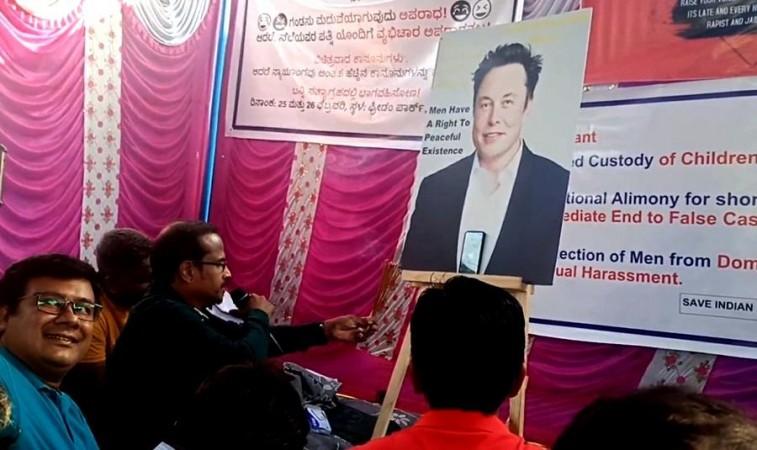 Elon Musk puja Elon Musk puja