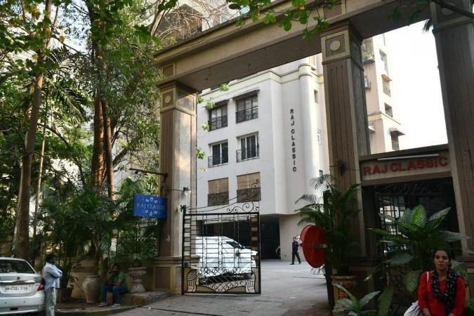 satish kaushik's residence