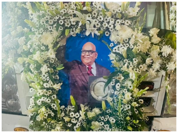 Satish kaushik