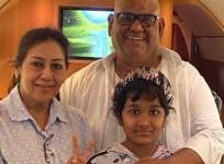 Satish Kaushik with family