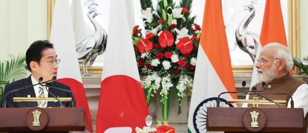 PM Modi holds bilateral talks with Japanese counterpart Kishida, thanks him for G7 summit invite PM Modi holds bilateral talks with Japanese counterpart Kishida, thanks him for G7 summit invite