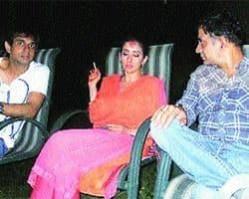 Manisha Koirala Smoking Manisha Koirala Smoking