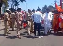 Protest against Quran recitation in K'taka district; Hindu activists lathi-charged