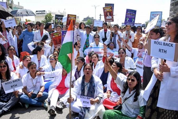 13 days on, no respite from R'sthan doctors' strike over Right to Health Bill