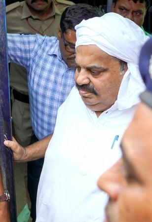 Umesh Pal murder case: UP court sends Atiq, Ashraf on 7-day police remand Umesh Pal murder case: UP court sends Atiq, Ashraf on 7-day police remand