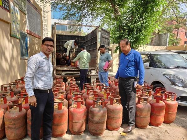 commercial cylinder price cut commercial cylinder price cut