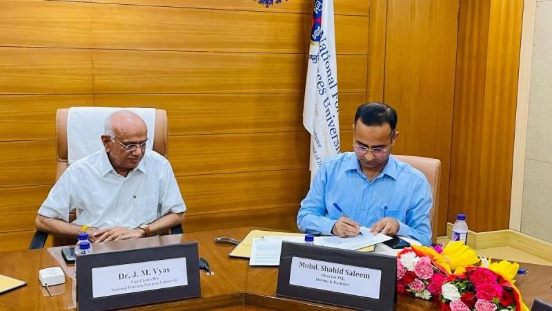 Jammu and Kashmir FSL signs MoU with NFSU to promote research and training activities Jammu and Kashmir FSL signs MoU with NFSU to promote research and training activities