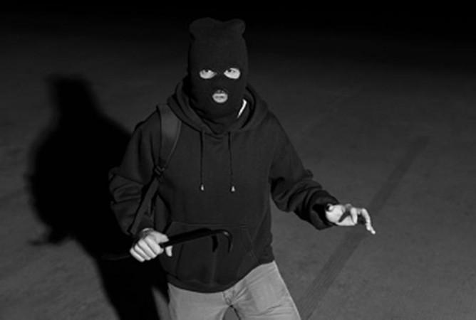 Robbery attempt Robbery attempt