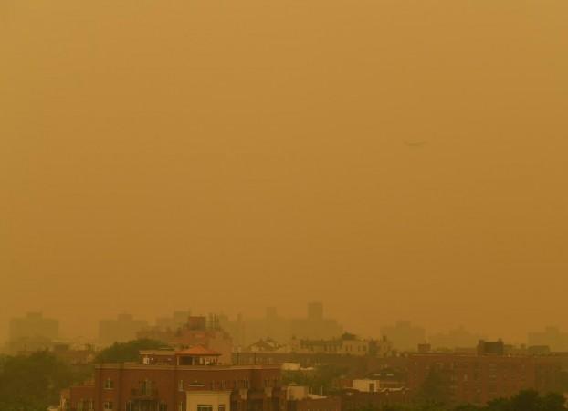 An airplane flies over New York, the United States, on June 7, 2023. An airplane flies over New York, the United States, on June 7, 2023