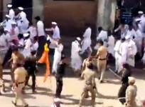 Varkaris lathi-charged