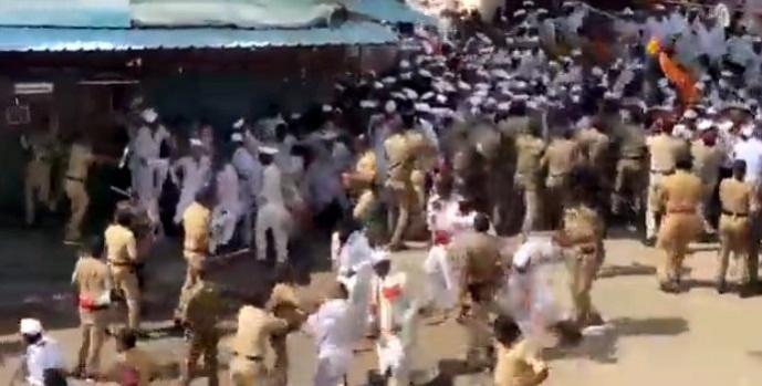 Varkaris being lathi-charged Varkaris being lathi-charged in Pune