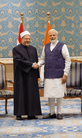 PM Modi meets Egypt's grand mufti PM Modi meets Egypt's grand mufti